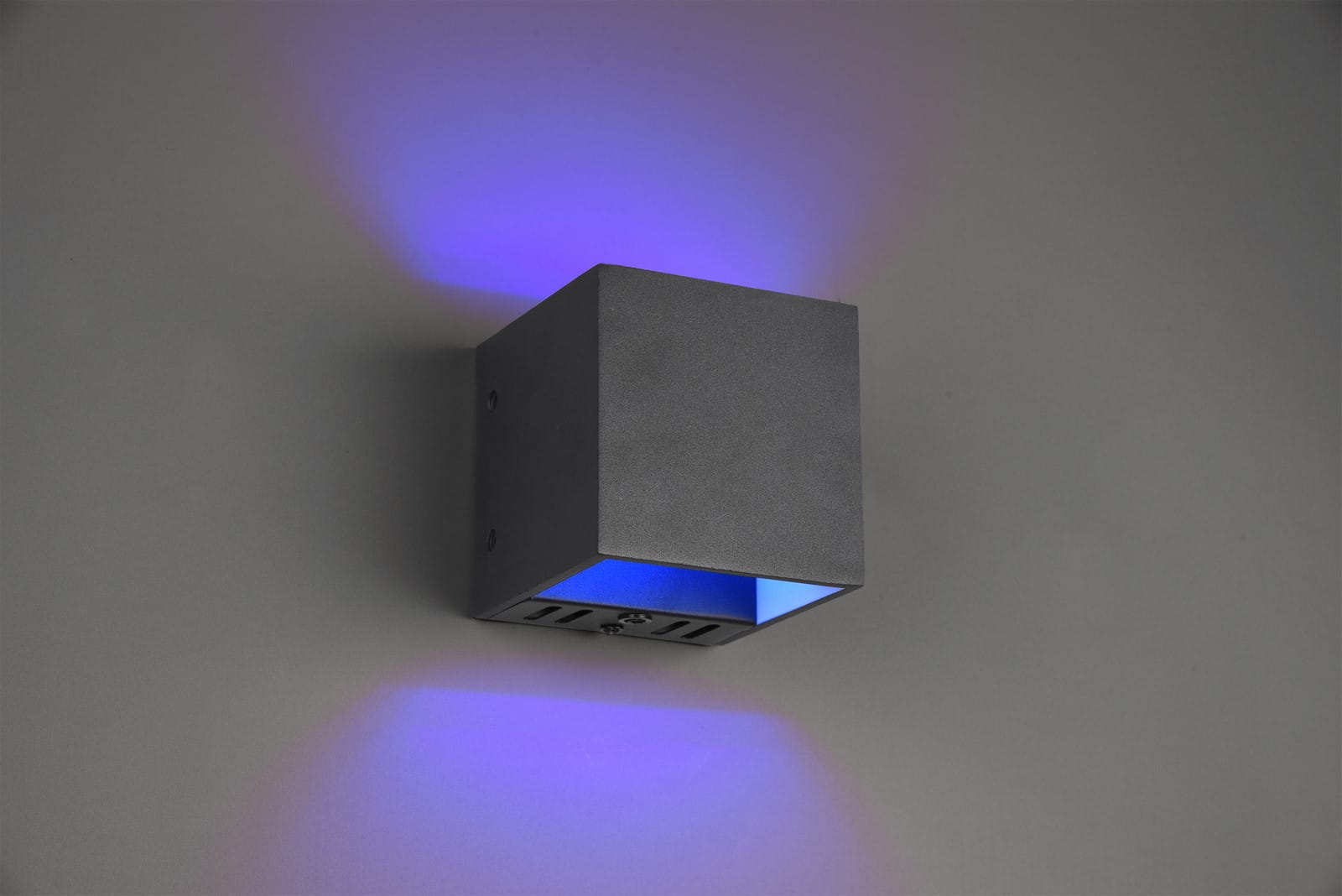 253310132_3.jpg