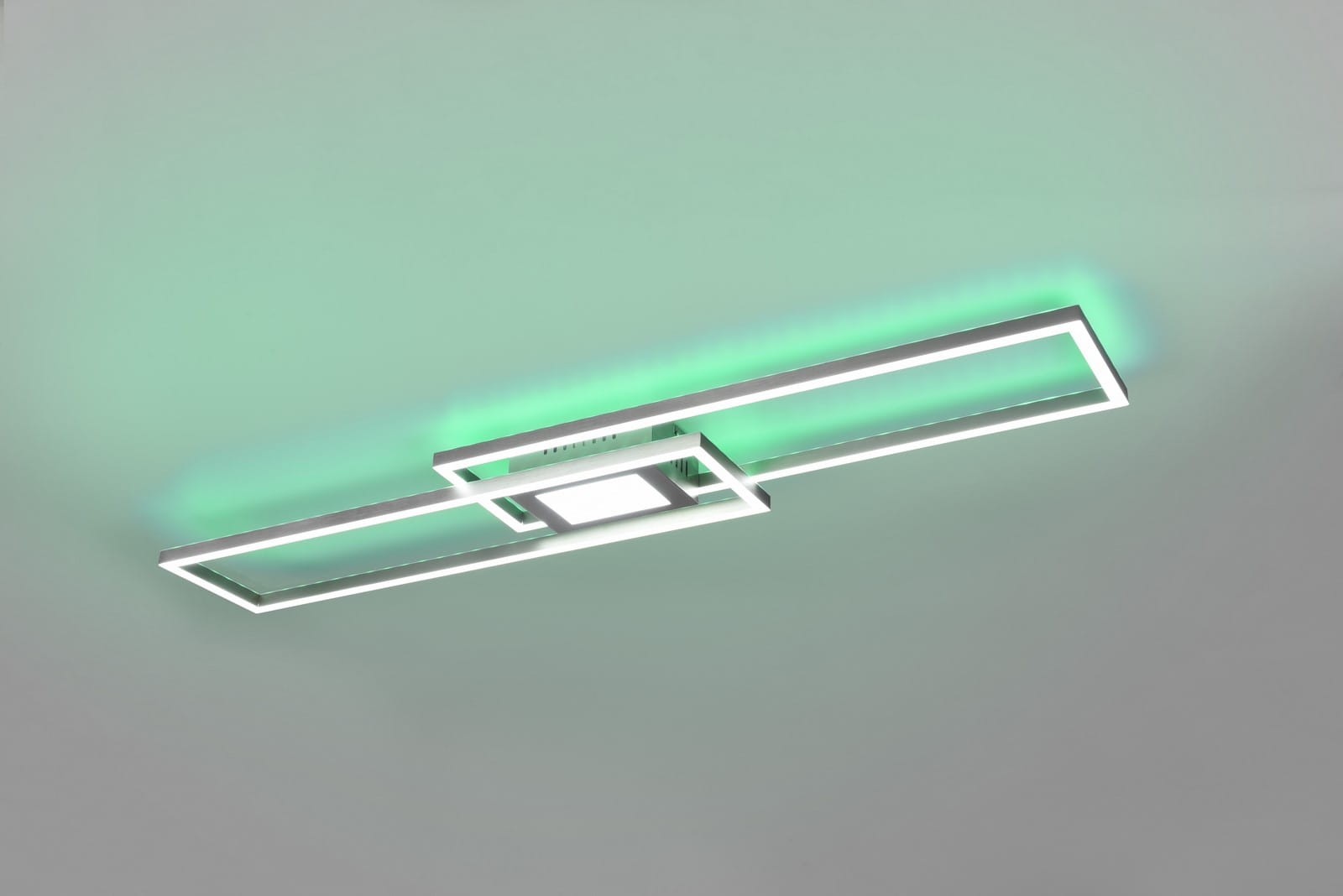 670710507_2.jpg