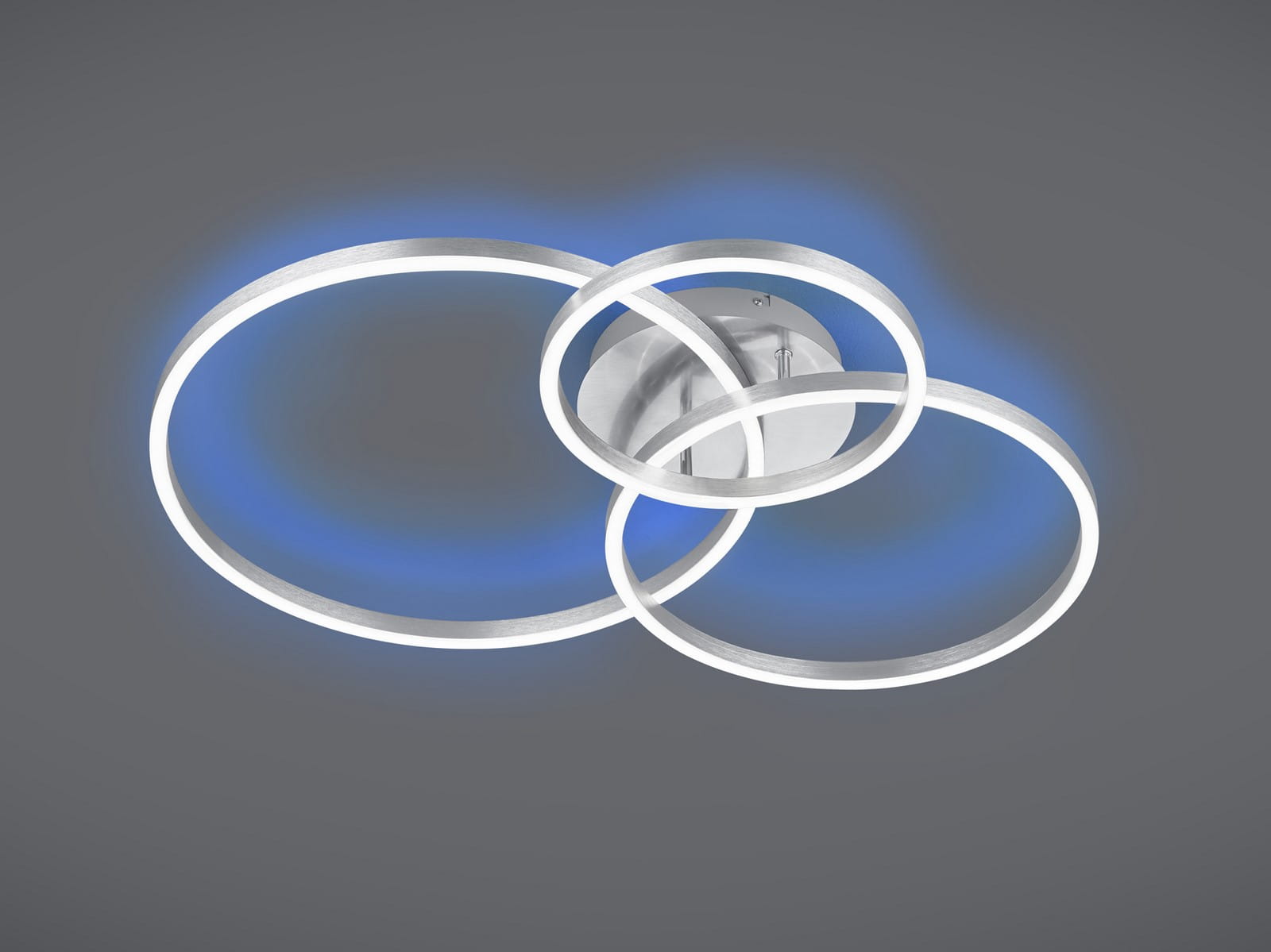 670810607_2.jpg