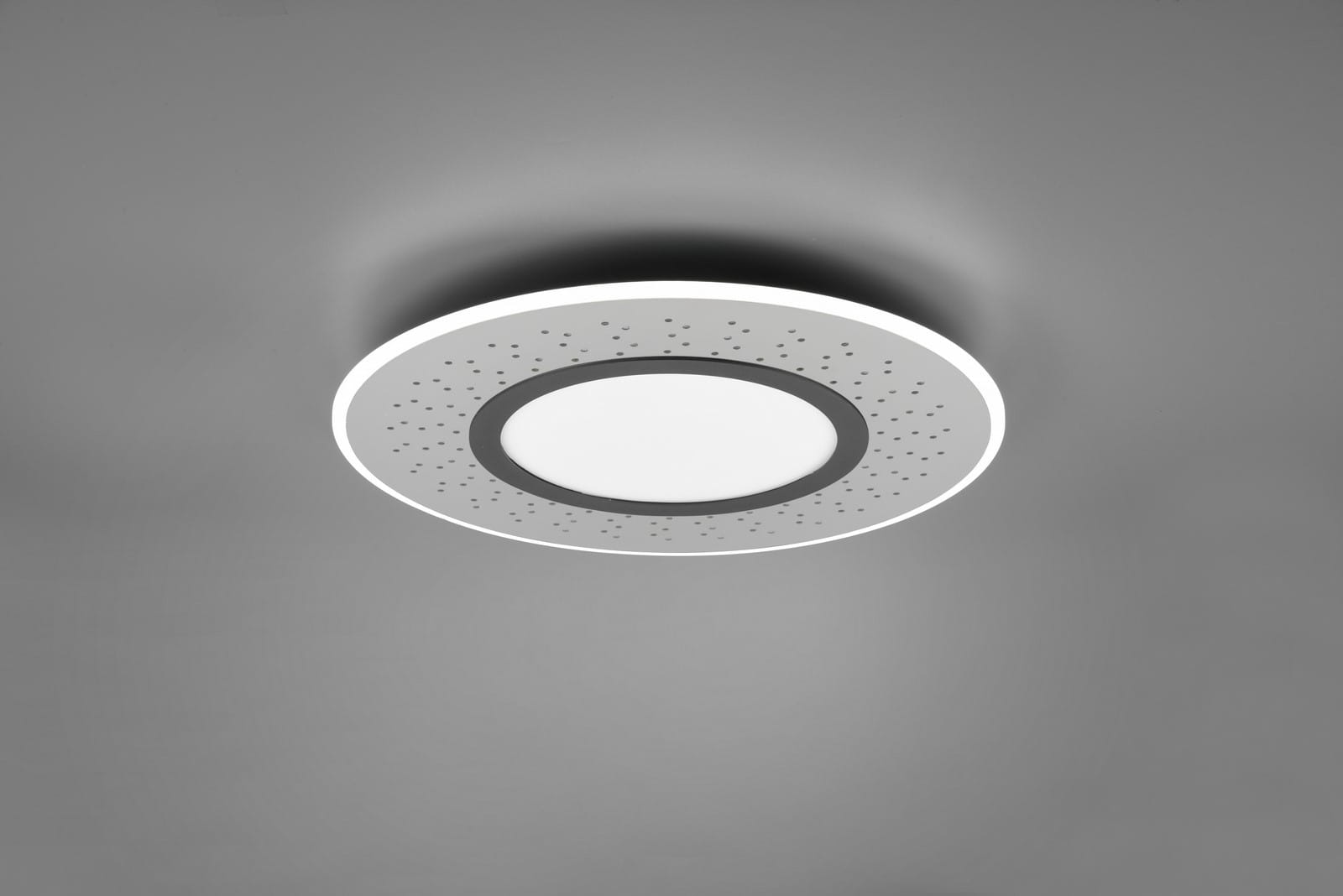 626910307_3.jpg