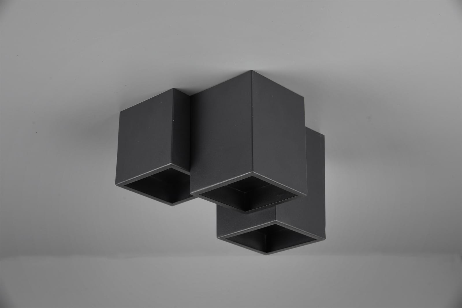 604900332_2.jpg