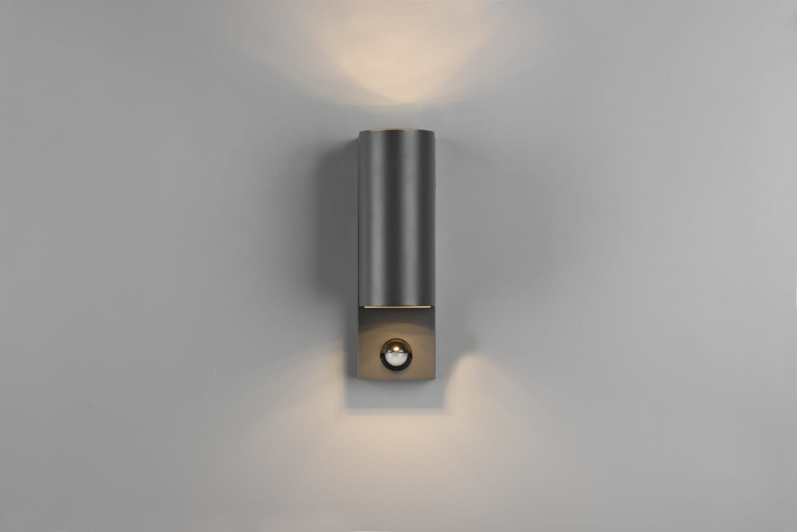 214260242_1.jpg