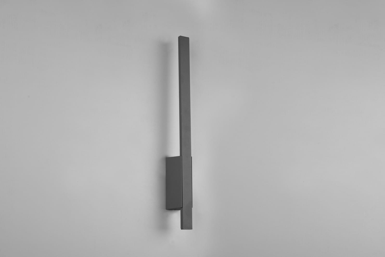 221460142_1.jpg